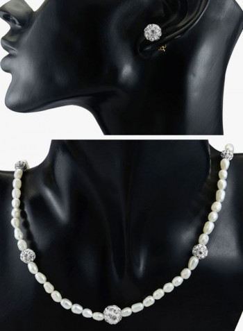 18 Karat Gold Built-In Gradual Crystal Ball And Pearls Strand Jewellery Set