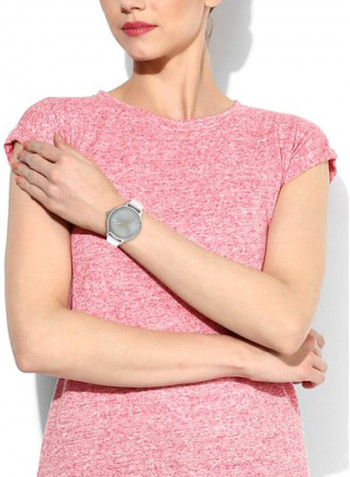 Women's Water Resistant Analog Watch 2001005