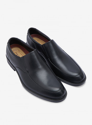 Irving Banker Dress Slip On Formal Shoes أسود