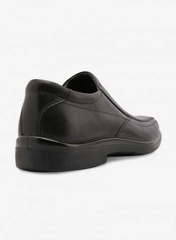 Rainmaker Dress Slip-Ons أسود