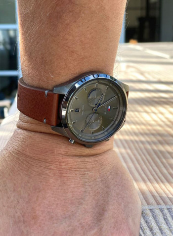 Men's Leather Analog Wrist Watch 1791730