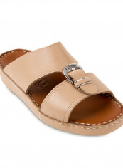 Boys Upper Buckle Detail Arabic Sandals بيج / بني