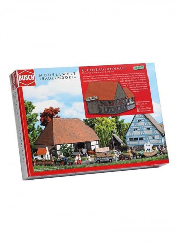 Small Historic Farmhouse HO Scale Scenery Model