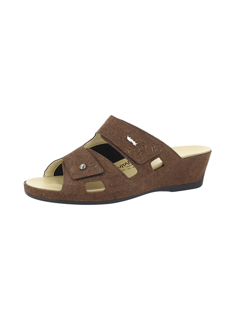 Women Comfort Sandals Brown