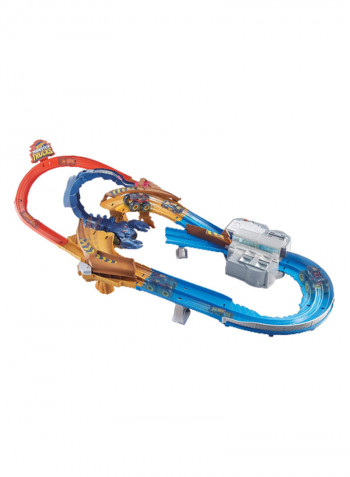 Monster Trucks Scorpion Sting Raceway Playset