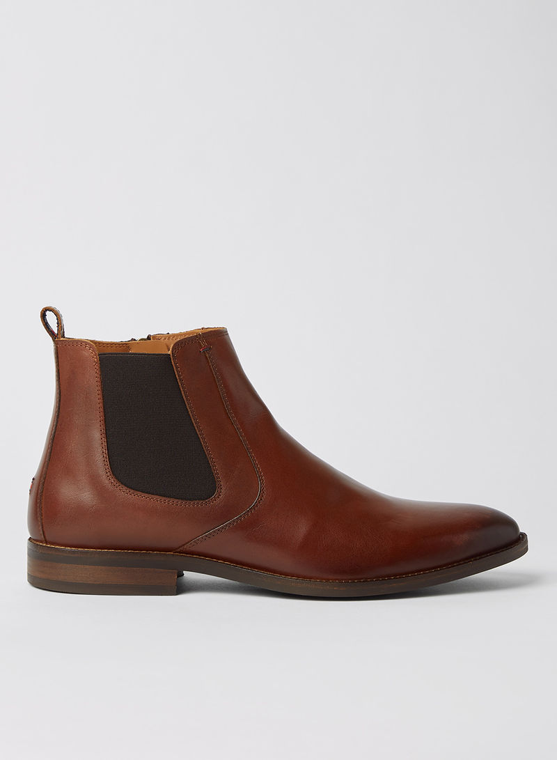 Essential Leather Chelsea Boots Brown