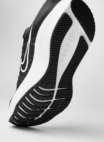 Winflo 8 Running Shoes Black/White