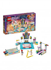 241-Piece 41762 Friends Stephanie's Gymnastics Show