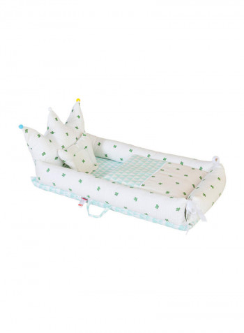 Pack Of 8 Crown Designed Portable Crib Set