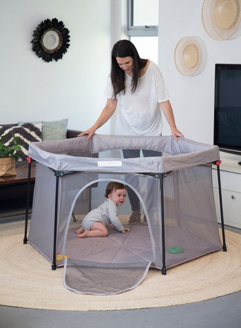 Deluxe Foldaway Play-pen