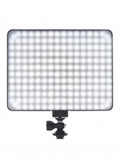 Professional Ultra Thin LED Video Light VL-200B Black