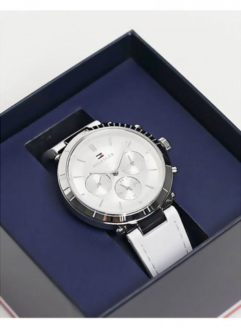 Women's Leather Analog Watch-1782352