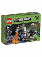 249-Piece Minecraft The Cave Building Toy Set 21113