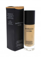 Barepro Performance Wear Liquid Foundation SPF20 09 Light Natural