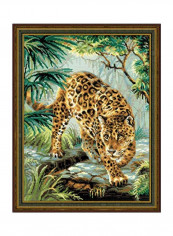 Owner of The Jungle Cross Stitch Kit Green/Black/Brown