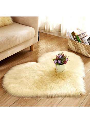Soft Fluffy Heart Pattern Home Rug Beige 70x90cm