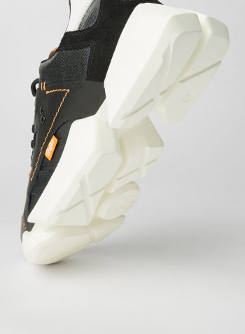 Garvey Leather Sneakers Black