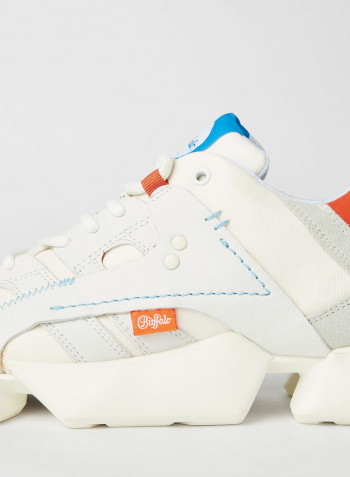 Garvey Leather Sneakers White