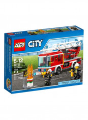 214-Piece City Fire Ladder Truck Buiding Set 60107