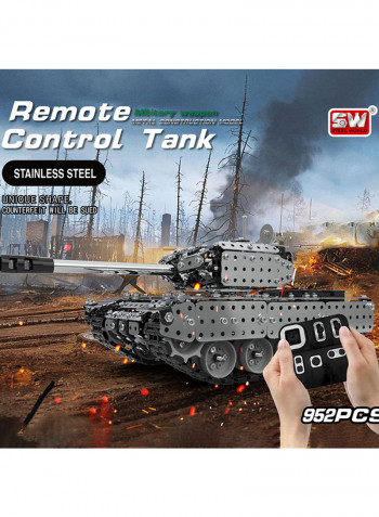 952-Piece Build-able RC Battle Tank  39x8x27cm
