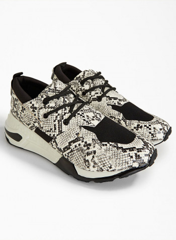 CLIFF Low Top Sneaker White