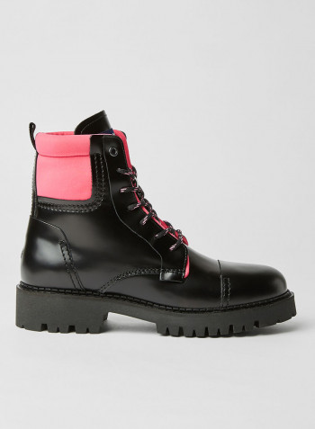 Lace Up Boots Black/Glamour Pink