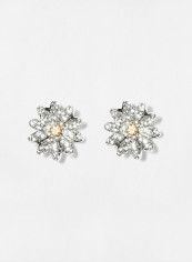 Eternal Flower Stud Earrings reviews Eternal Flower Stud Earrings