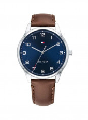 Men's Leather Strap Essentials Analog Watch 1791659