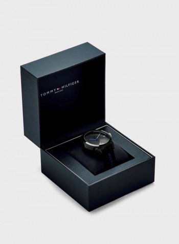 Men's Silicone Analog Wrist Watch