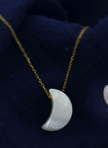 18 Karat Gold Crescent Shape Mother Of Pearl Jewellery Set
