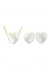 3-Piece 18 Karat Gold Heart Shaped Pearl Jewellery Set