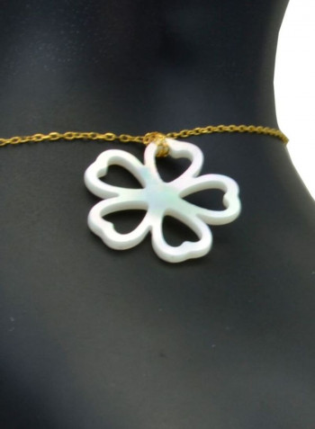 18 Karat Gold Lucky Clover Mother Of Pearl Bracelet
