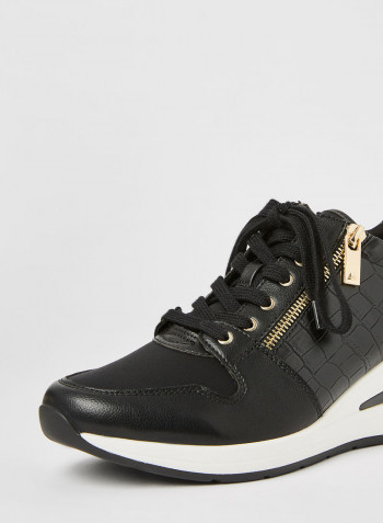 Adwiwia Wedge Sneakers Black