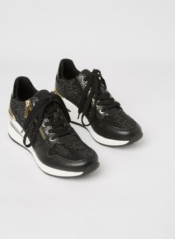 Adwiwia Wedge Sneakers Black