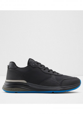 Cervaes Lace-Up Low Top Sneakers Black