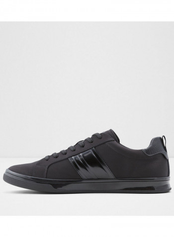 Malisien Lace-Up Low Top Sneakers Black