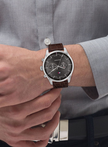 Men's Leather Analog Watch-1710422