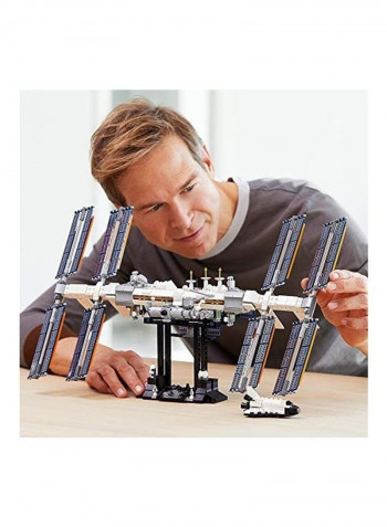 International Space Station Building Kit 3x15inch