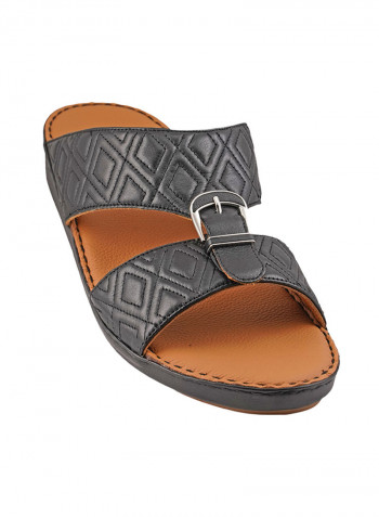 Textured Buckle Detail Arabic Sandals Black