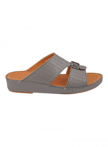 Textured Arabic Sandals Grey
