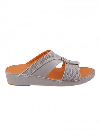 Textured Metal Detail Arabic Sandals Grey