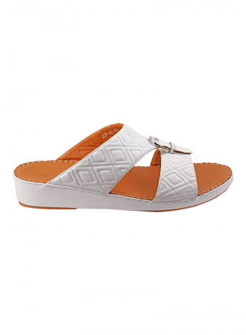 Textured Buckle Detail Arabic Sandals White