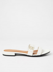 Monogram Plaque Leather Sandals Ecru reviews Monogram Plaque Leather Sandals Ecru