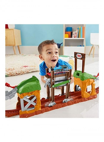 Walking Bridge Train Track Set