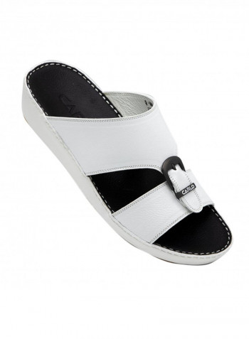 Carlo Arabic Footwear 1345 White/Black