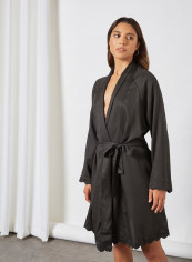 Jane Scalloped Trim Robe Black reviews Jane Scalloped Trim Robe Black