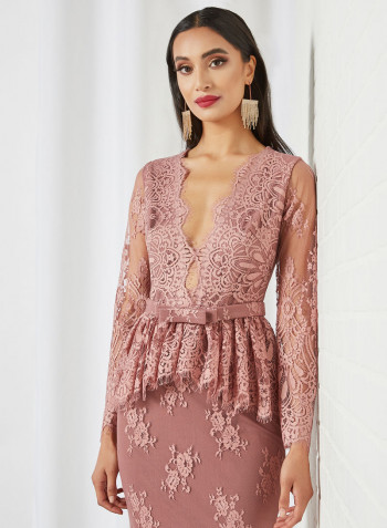 Peplum Lace Dress Pink