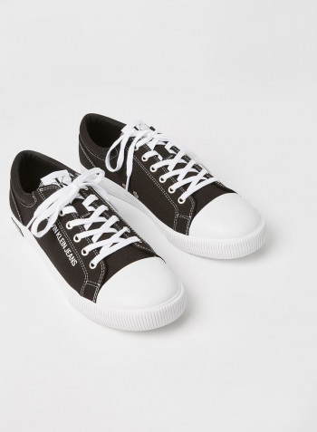 Canvas Low-Top Sneakers Black
