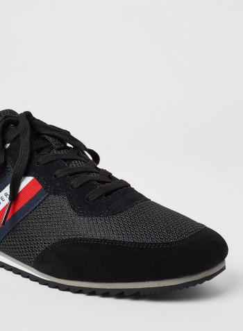 Essential Mesh Sneakers Black