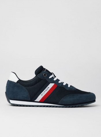 Essential Mesh Sneaker Navy